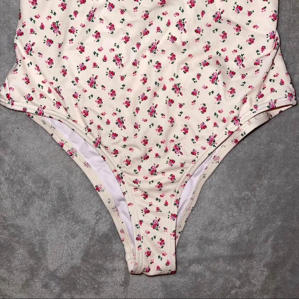 Spiritual Gangster NWT Namaste Raza Daisy Floral One Piece Suit Halter Swimsuit - Picture 6 of 11